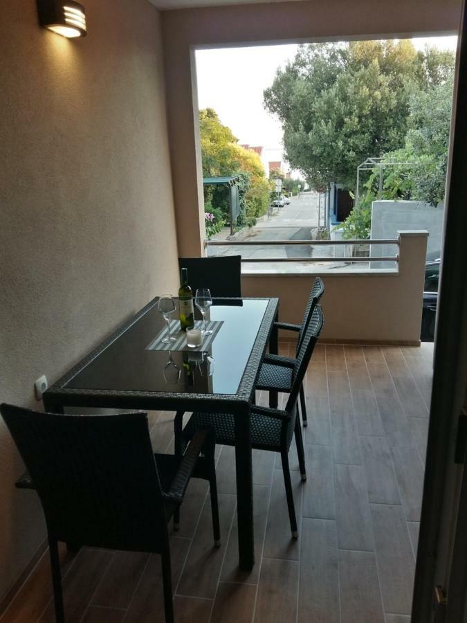 Apartment Vila Nina Петрчане Экстерьер фото